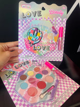 Load image into Gallery viewer, Kids Love Beauty

