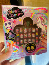 Load image into Gallery viewer, Kids Glam Nails
