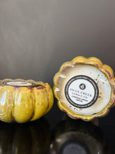 Load image into Gallery viewer, SwanCreek Petal Candles

