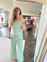 Load image into Gallery viewer, Stuck On Set
