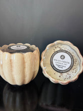 Load image into Gallery viewer, SwanCreek Petal Candles
