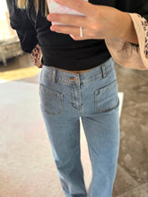 Load image into Gallery viewer, Easy Going Bottoms
