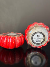 Load image into Gallery viewer, SwanCreek Petal Candles
