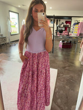Load image into Gallery viewer, Giving Dress
