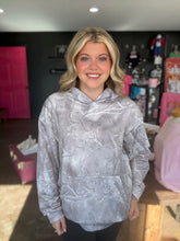 Load image into Gallery viewer, Fair Shot Top
