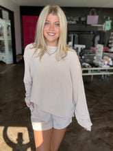 Load image into Gallery viewer, Holding On Set
