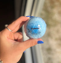 Load image into Gallery viewer, Yummy Bath Bombs

