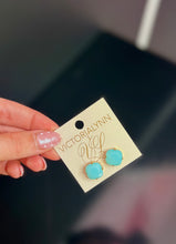 Load image into Gallery viewer, VL 12mm Studs
