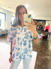 Load image into Gallery viewer, Baby Blues Top
