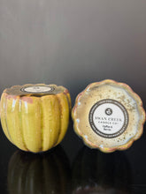 Load image into Gallery viewer, SwanCreek Petal Candles
