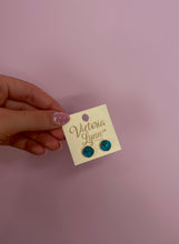 Load image into Gallery viewer, VL 10mm Studs
