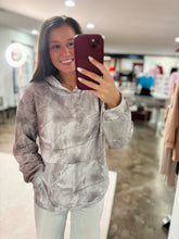 Load image into Gallery viewer, Fair Shot Top
