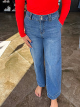 Load image into Gallery viewer, Keep It Bottoms
