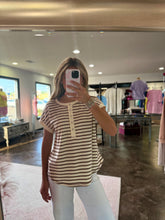Load image into Gallery viewer, Drift Away Top
