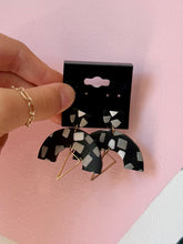 Load image into Gallery viewer, Earrings
