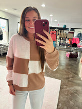 Load image into Gallery viewer, Front Row Top
