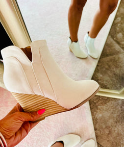 Watch Me Work Shoe