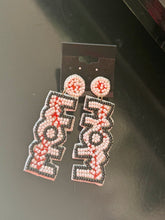 Load image into Gallery viewer, Earrings
