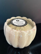 Load image into Gallery viewer, SwanCreek Petal Candles
